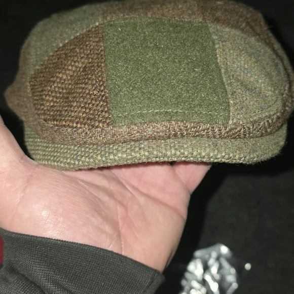 Men's Patchwork Flat Cap - Picture 2 of 8